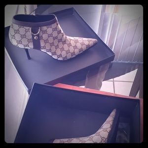 Gucci shoe boots